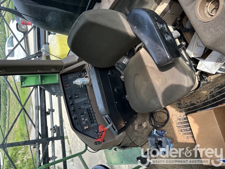 2000-john-deere-4700-image-5