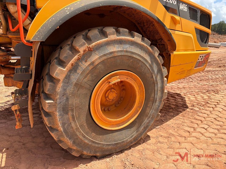 2023-volvo-a45g-image-36