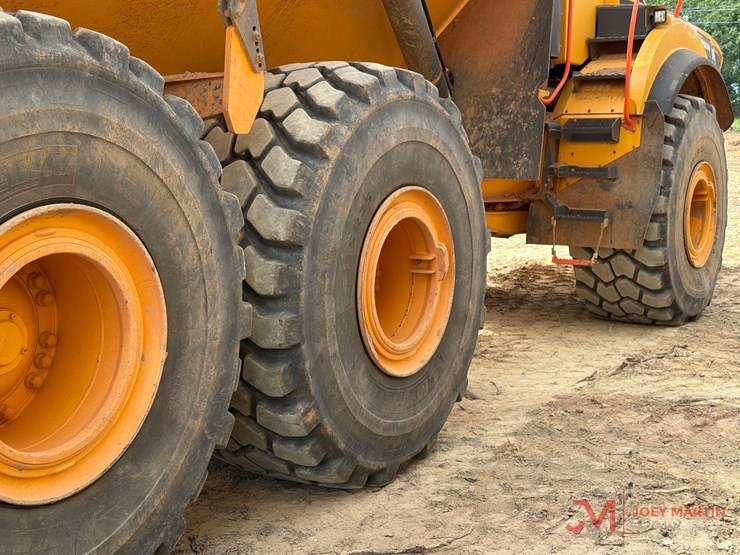 2023-volvo-a45g-image-24