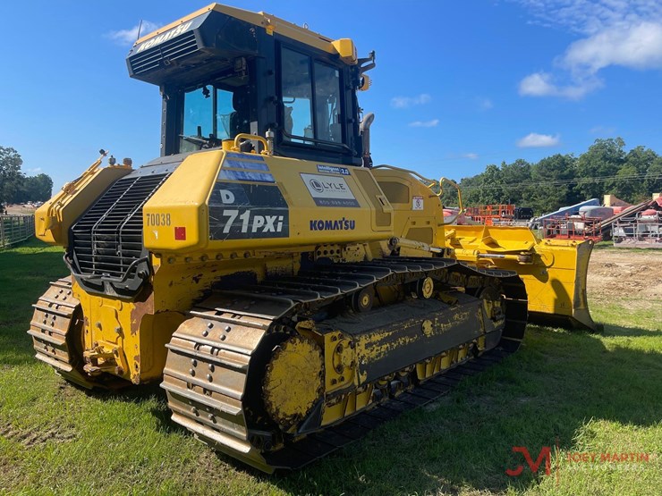 komatsu-d71pxi-24-image-3