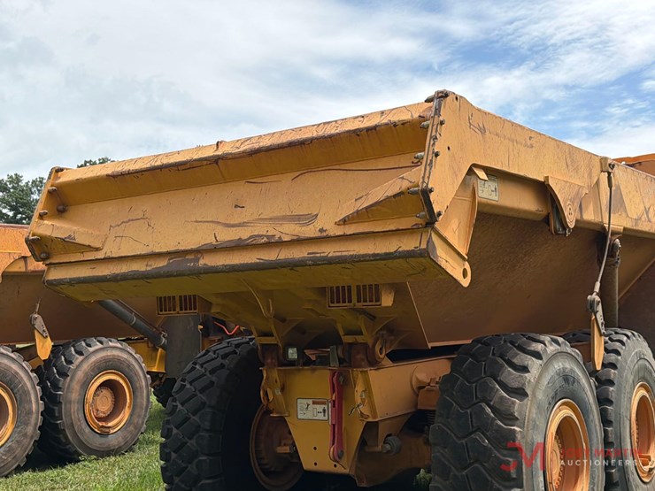 2022-volvo-a30g-image-24