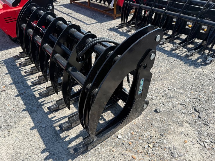 #2030-•-unused-future-clg72-72"-skid-steer-curbed-log-grabber-inv#48889-image-9