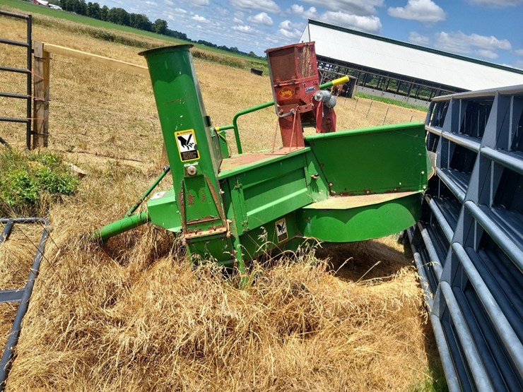 john-deere-150-forage-blower-w/gandy-dry-applicator-image-2