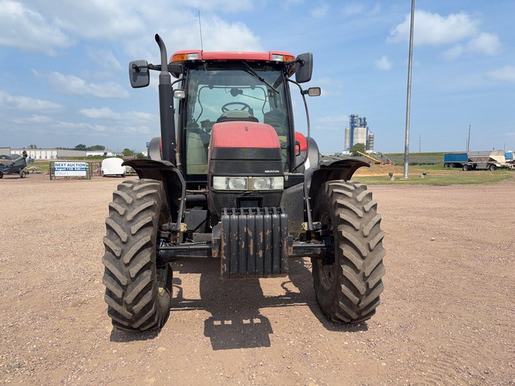 2006-case-ih-mxu135-image-2