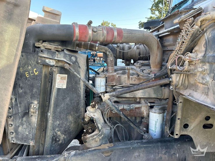 1994-mack-dm690s-image-8