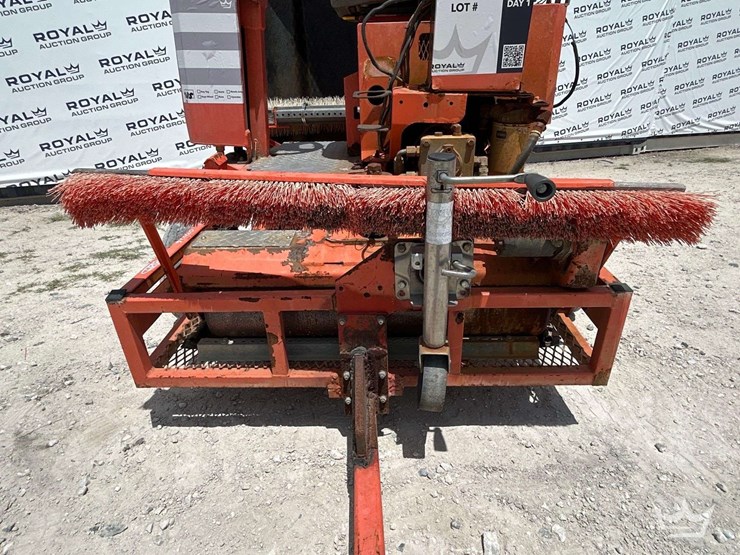 salsco-greens-roller-w/-trailer-image-12