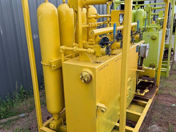 meyer-3k-wp-diesel-powered-4-station-accumulator-closing-unit,-skidded-image-2