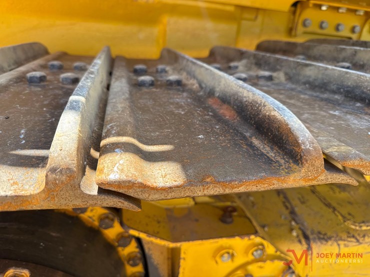 2024-komatsu-d71pxi-24-image-14