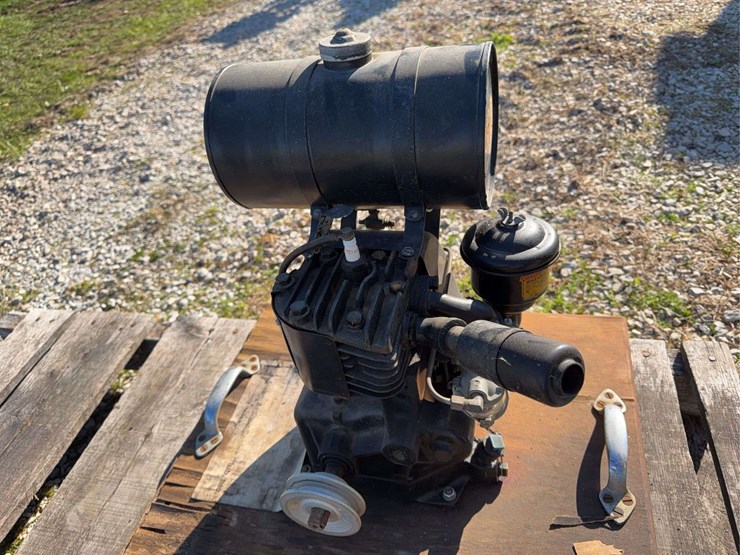 (2)-small-engines-image-13