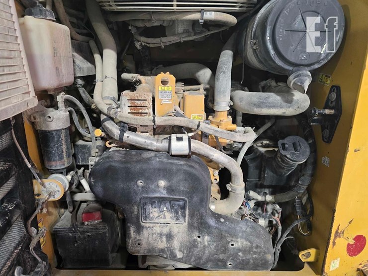 2018-caterpillar-289d-image-25