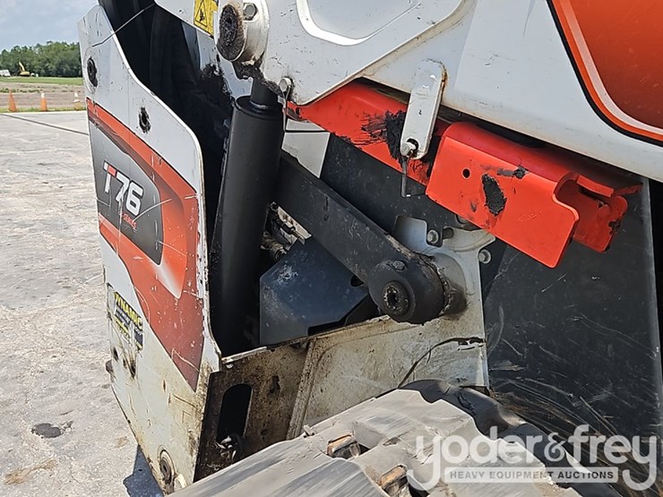 bobcat-t76-image-12