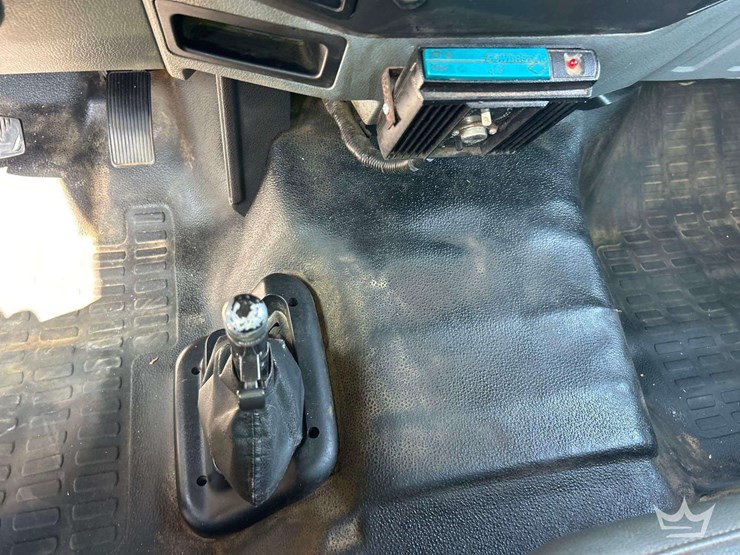 2016-ford-f750-image-18