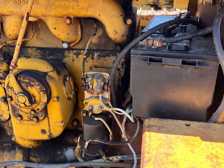 caterpillar-d4-image-9
