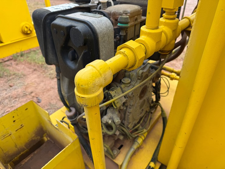 meyer-3k-wp-diesel-powered-4-station-accumulator-closing-unit,-skidded-image-7