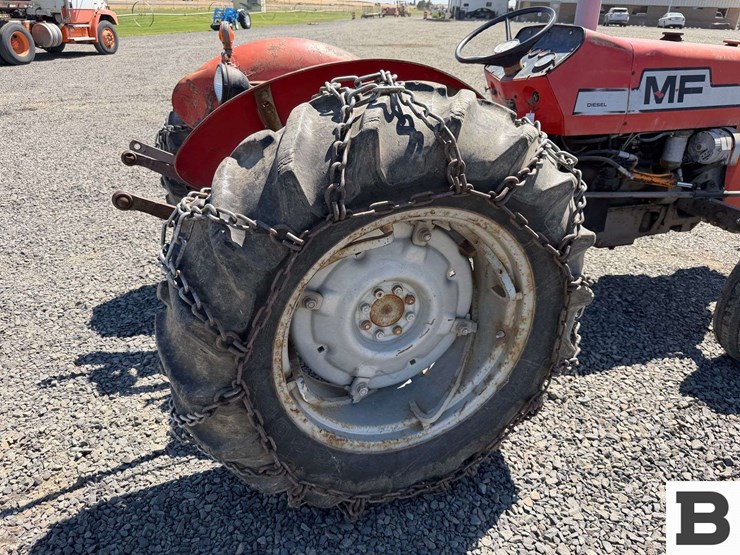 1975-massey-ferguson-235-image-27
