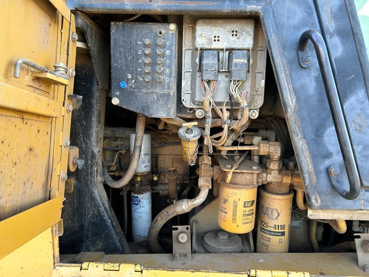 1999-caterpillar-953c-image-38