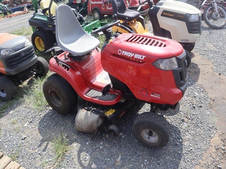 2014-troy-bilt-bronco-image-2