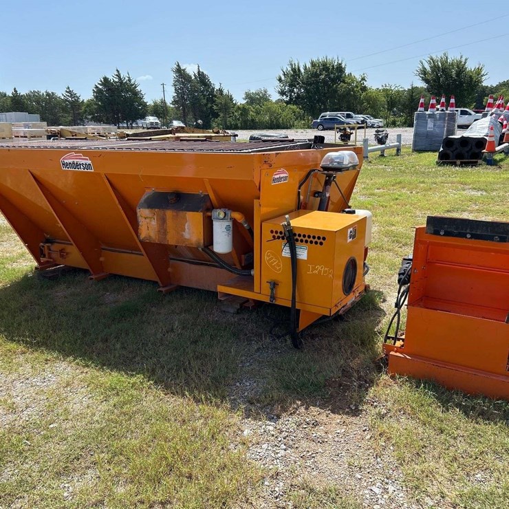 2008 Henderson Sand Speader