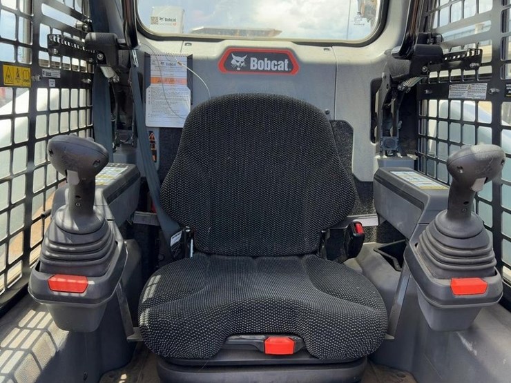 2025-bobcat-t66-image-40