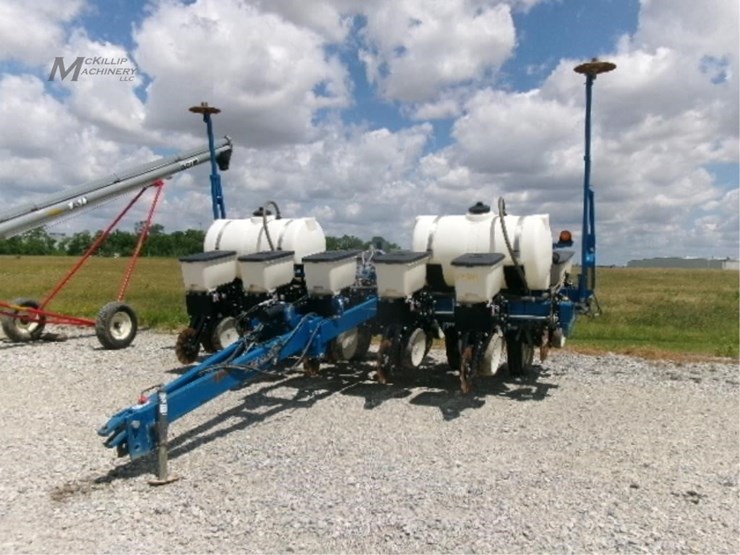 2014-kinze-3000-image-15