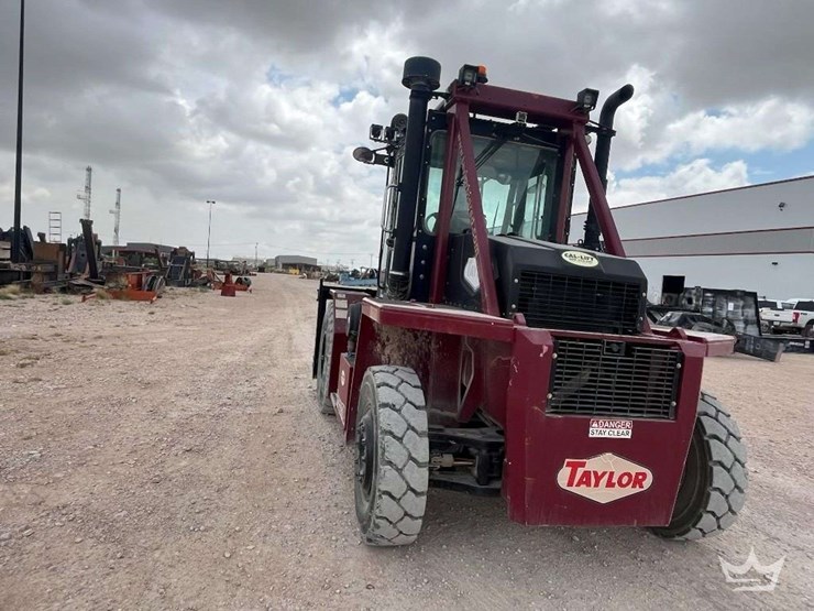 taylor-image-14