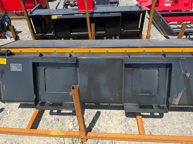 #2037-•-unused-future-bs72-skid-steer-boxbroom-sweeper-b-dfbqsj2605291-inv#48907-image-6