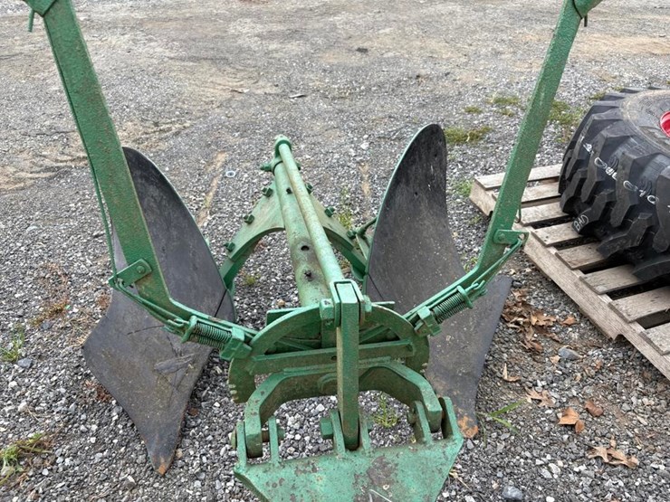john-deere-2-image-3