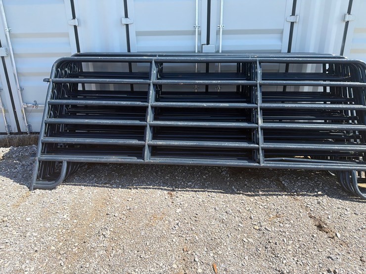 #81-•-4-12ft-tarter-gates-image-1