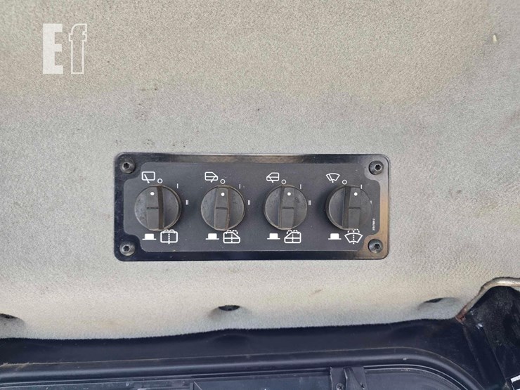 2018-caterpillar-d6t-lgp-image-19