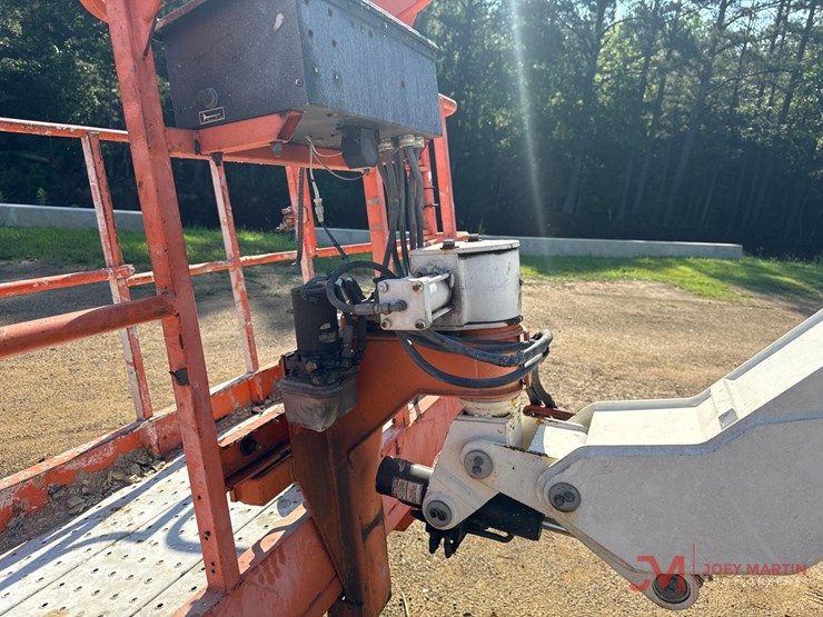 2018-snorkel-ab60j-boom-lift-image-11