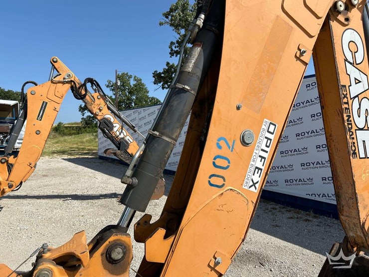 case-580n-ep-extendahoe-loader-backhoe-image-25