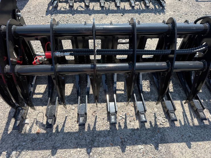 #2030-•-unused-future-clg72-72"-skid-steer-curbed-log-grabber-inv#48889-image-7