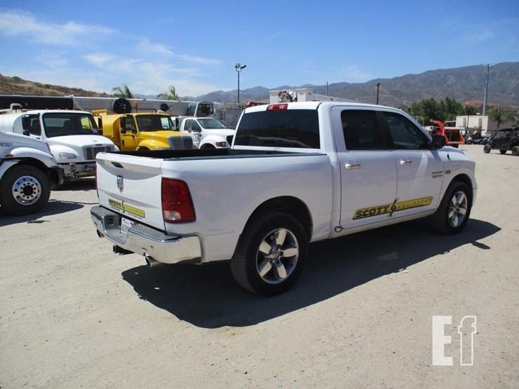 2018-dodge-ram-1500-image-3