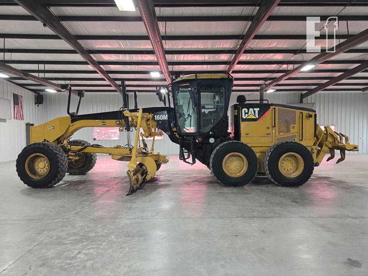 2010-caterpillar-160m-image-5