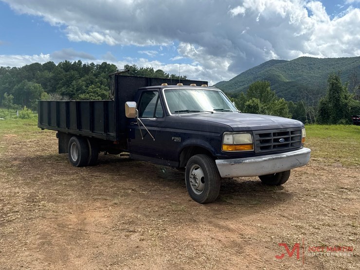 ford-f350-xl-image-1