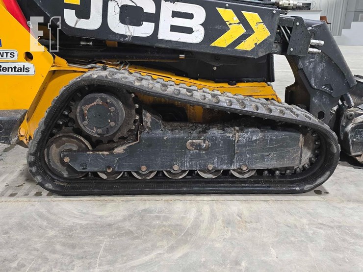 2021-jcb-3ts-8t-image-28