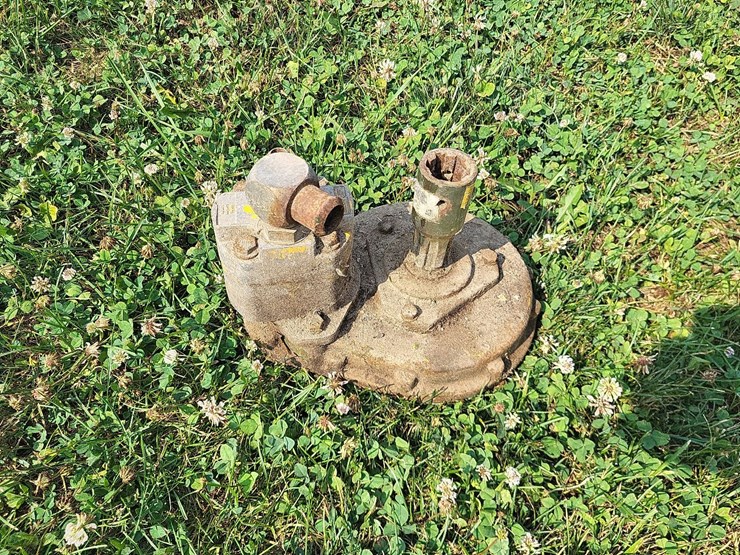 long-backhoe-hydraulic-pto-pump-image-2