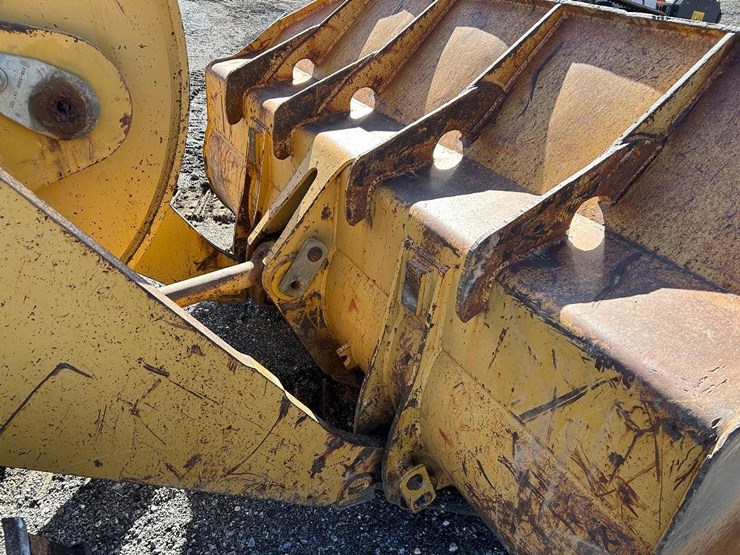 1999-caterpillar-953c-image-21