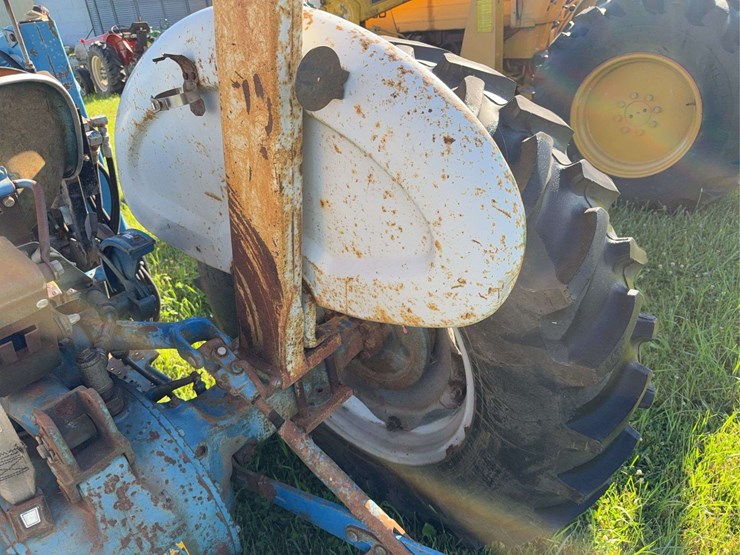 ford-3600-image-16