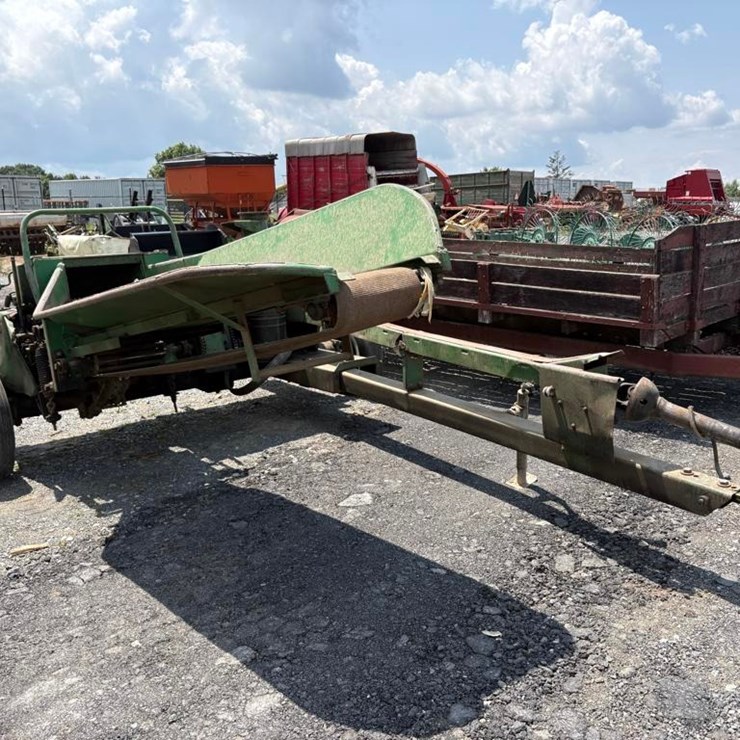 JOHN DEERE 3940
