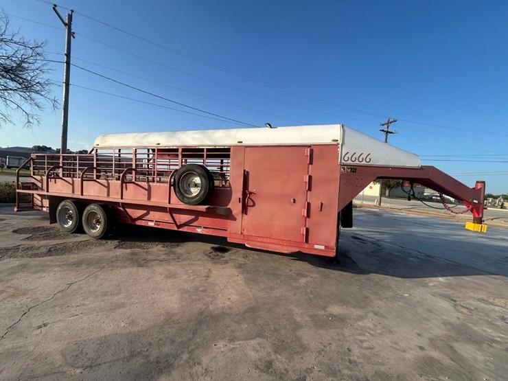 2016-6x28-hughes-stock-trailer,-abilene,-tx-image-1