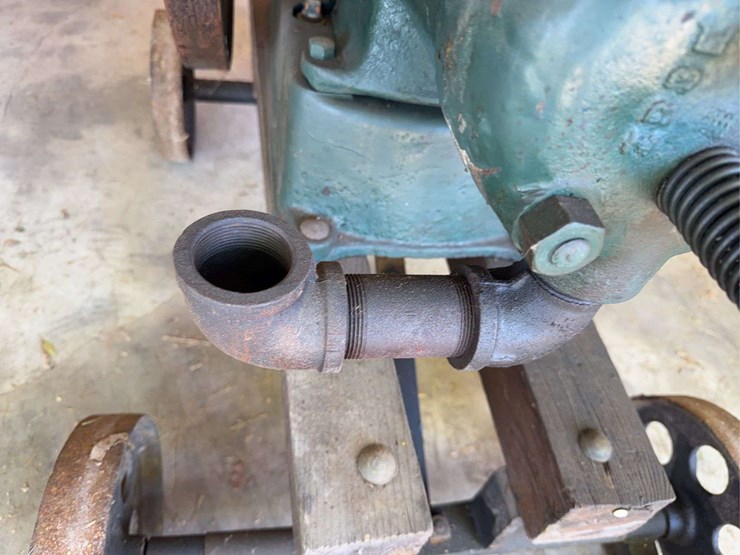 fairbanks-z-3-hp-engine-image-12