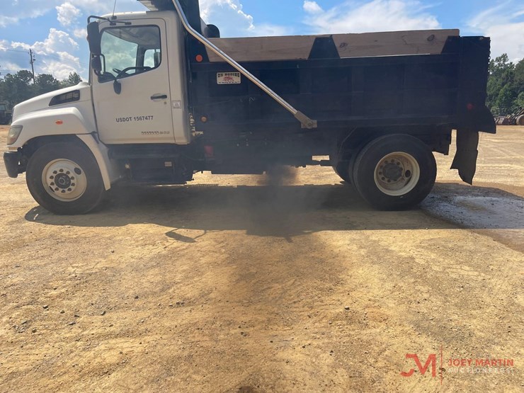 2011-hino268-s/a-dump-truck-image-5