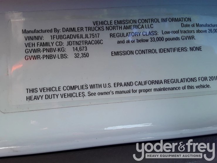 2018-freightliner-cascadia-113-image-11