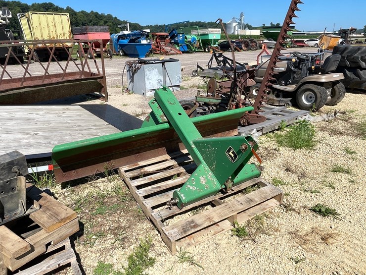 john-deere-65-image-3