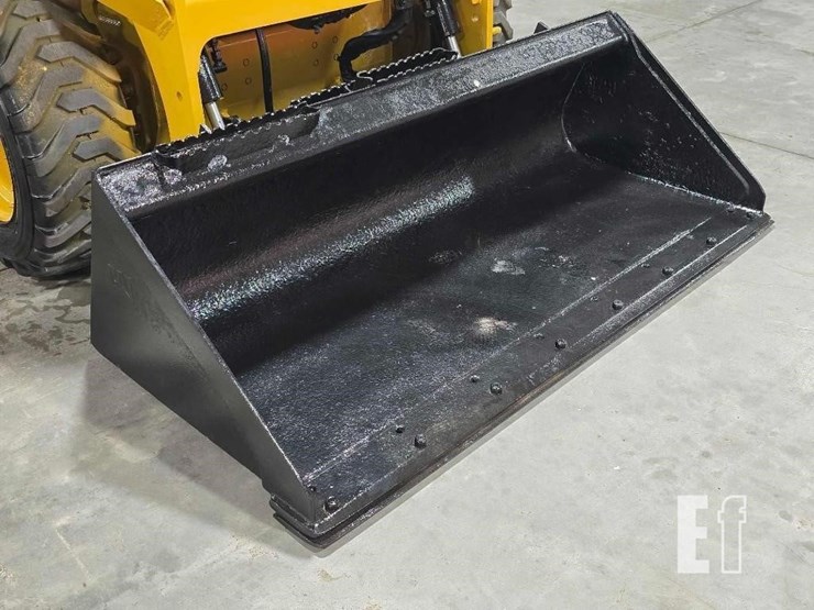 2018-caterpillar-226d-image-10