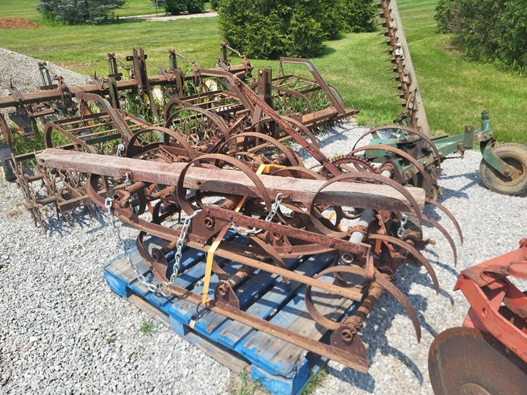 oliver-9'-harrow-image-2