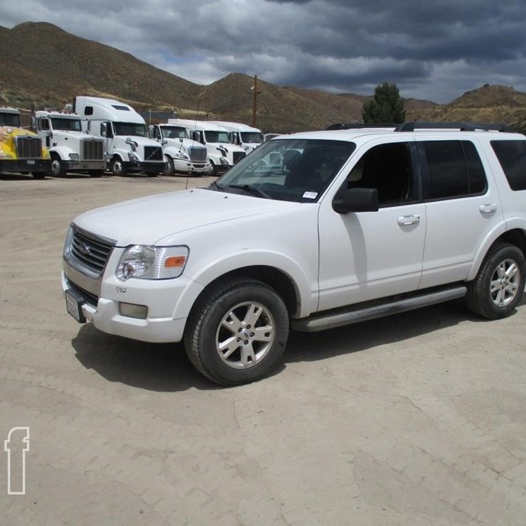 2010 FORD EXPLORER XLT
