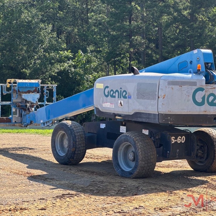 2017 GENIE S60X