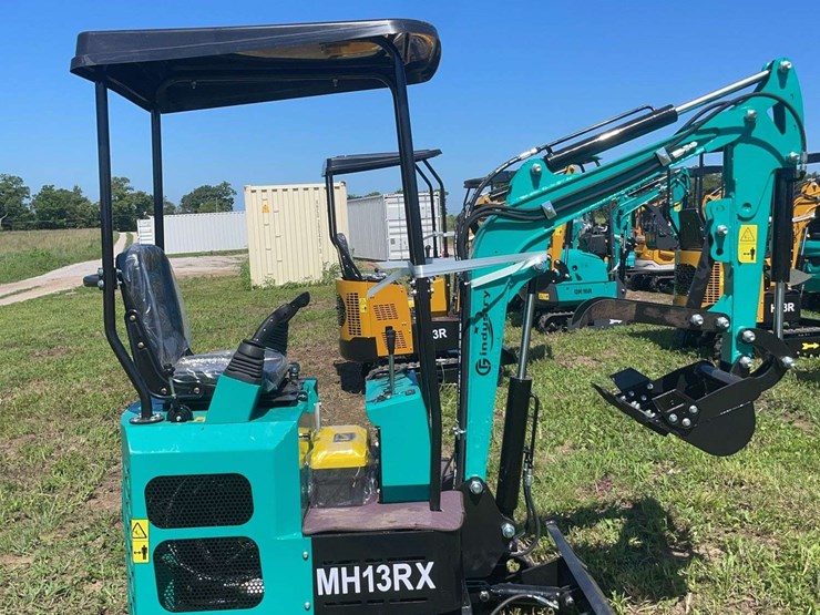 mh13rx-mini-excavator-image-3